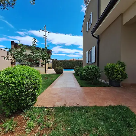 Zara בית נופש *